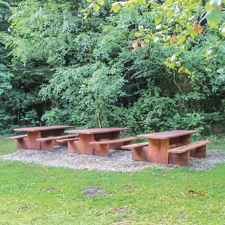 Apartmán Stunning In With Outdoor Swimming Pool Logumkloster
